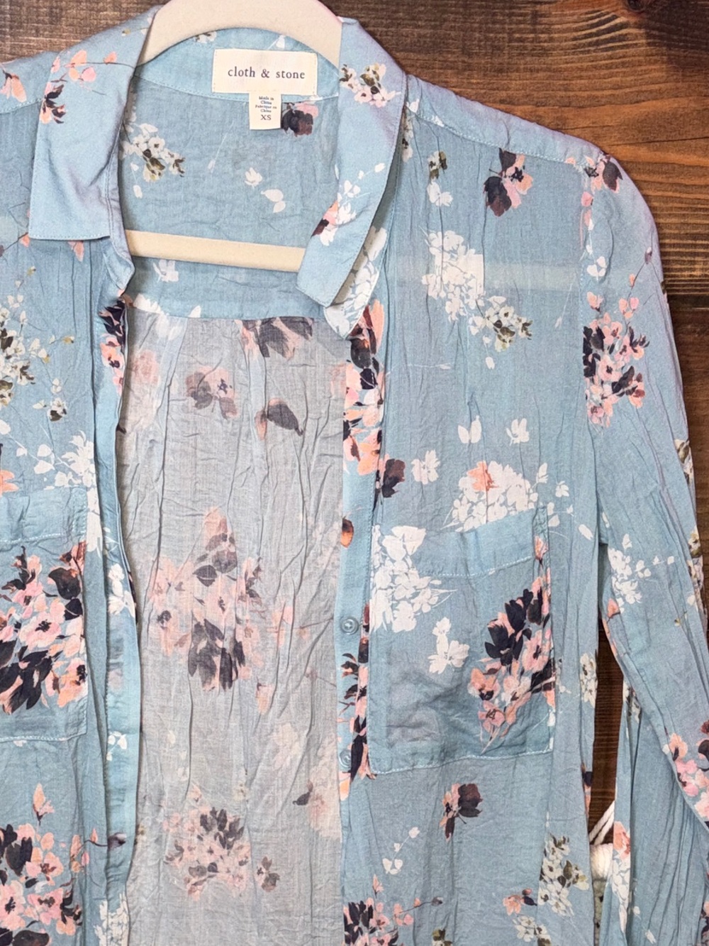 Anthropologie cabin core bohemian wild flower Button-Down Blouse crinkle - Picture 5 of 7